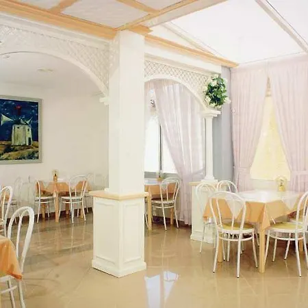 Molino Blanco Apartman *