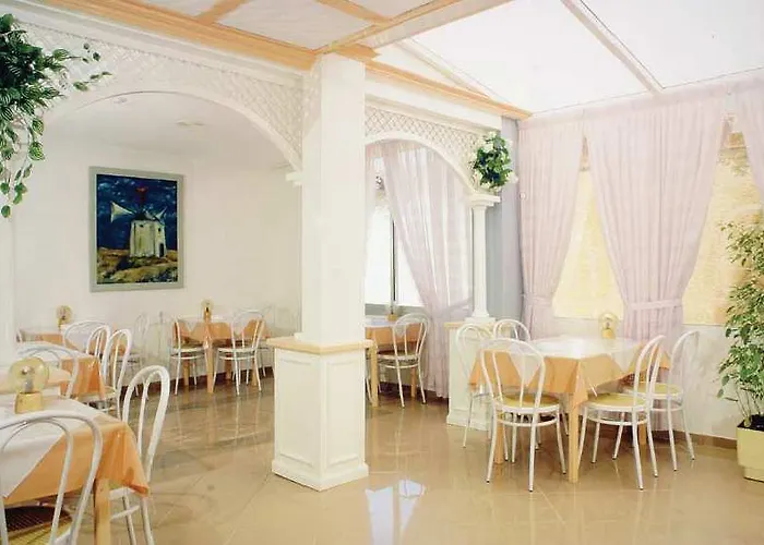 Molino Blanco Apartamento *